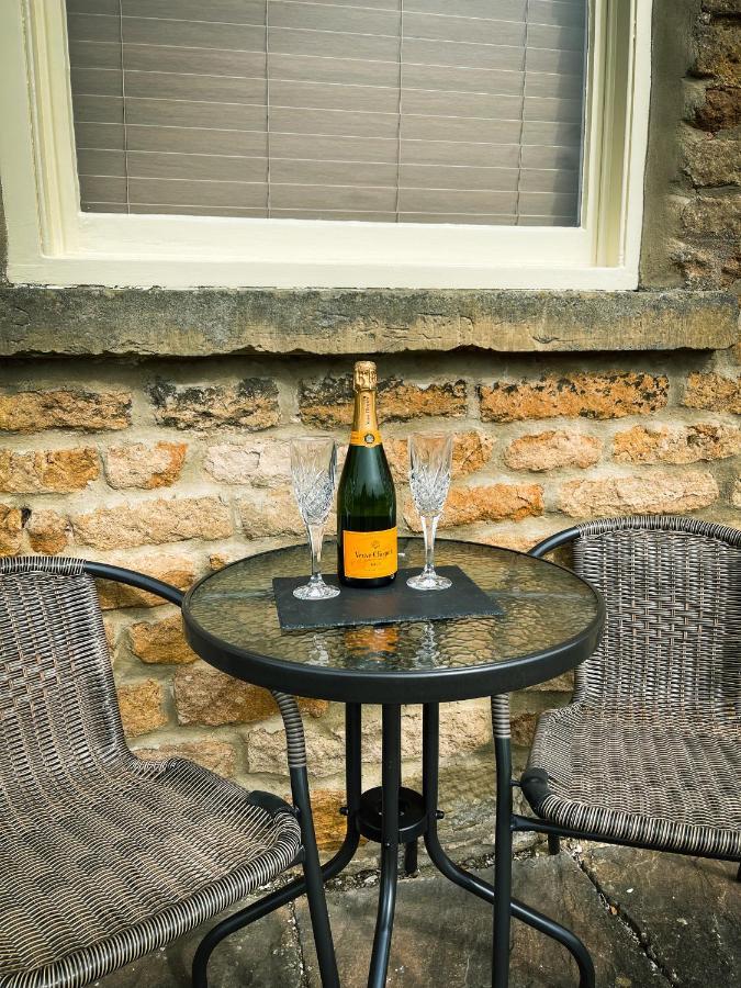 Old Orchard Cottage, Wykeham Scarborough Esterno foto