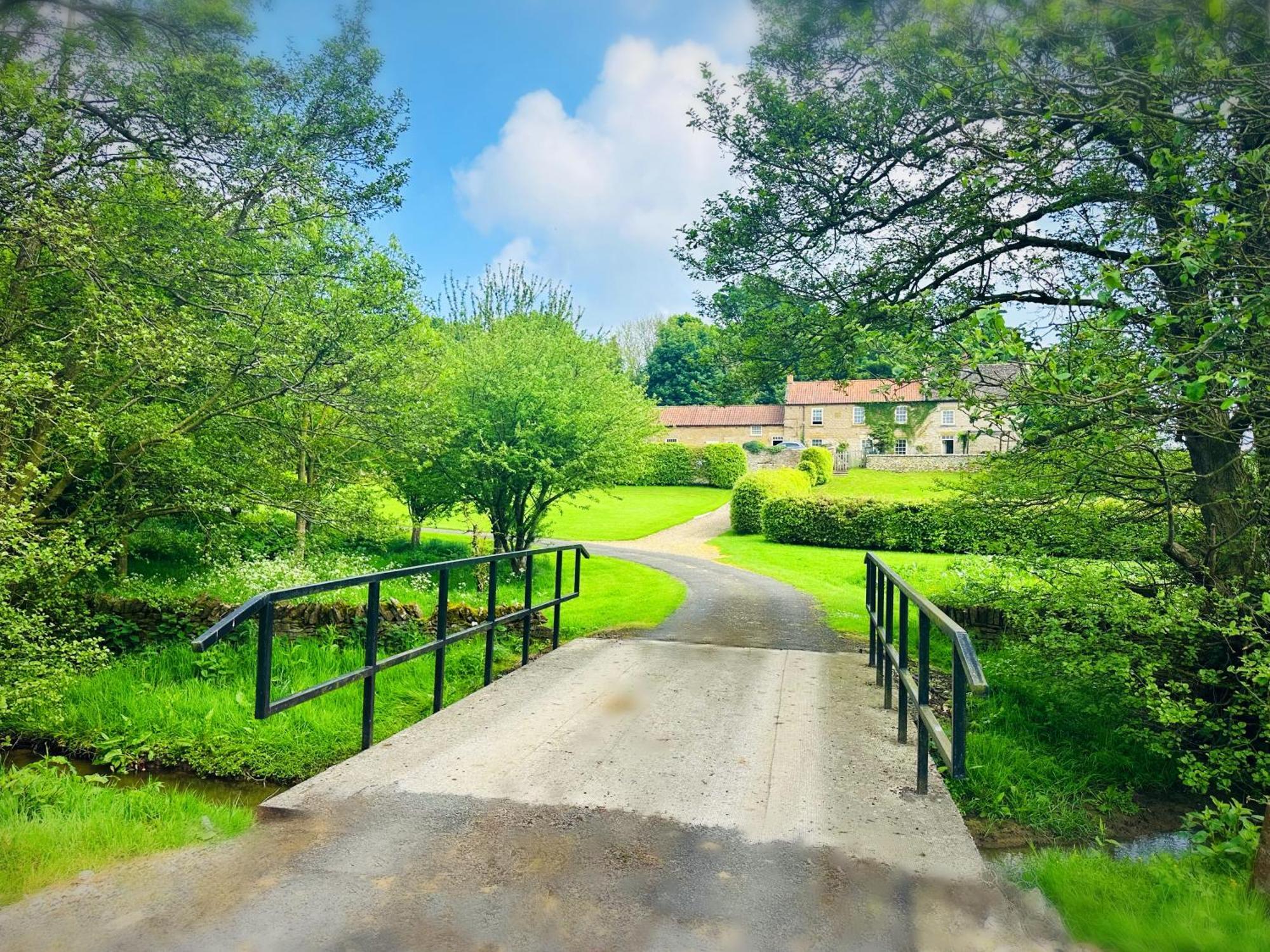 Old Orchard Cottage, Wykeham Scarborough Esterno foto